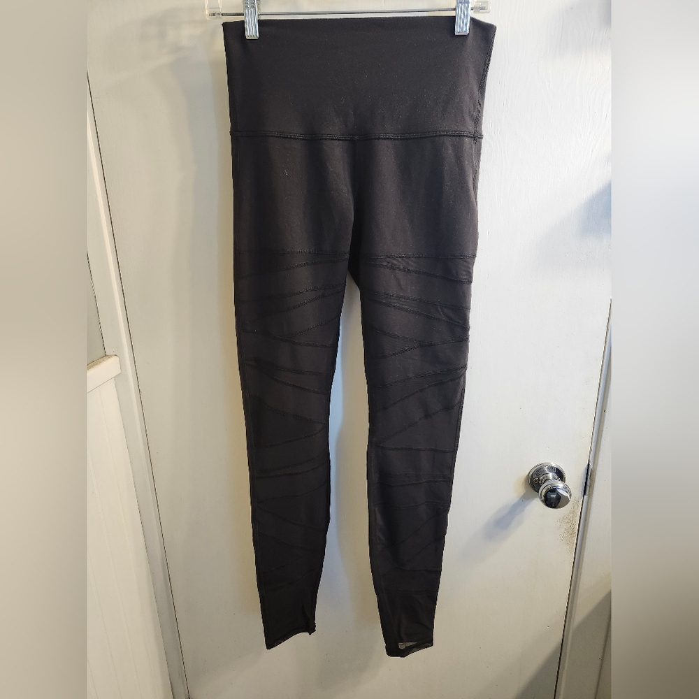 Lululemon Black Leggings with Mesh